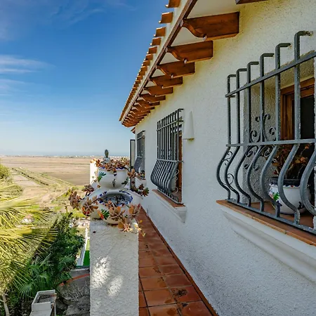 Limoneros By Interhome 度假居 佩戈